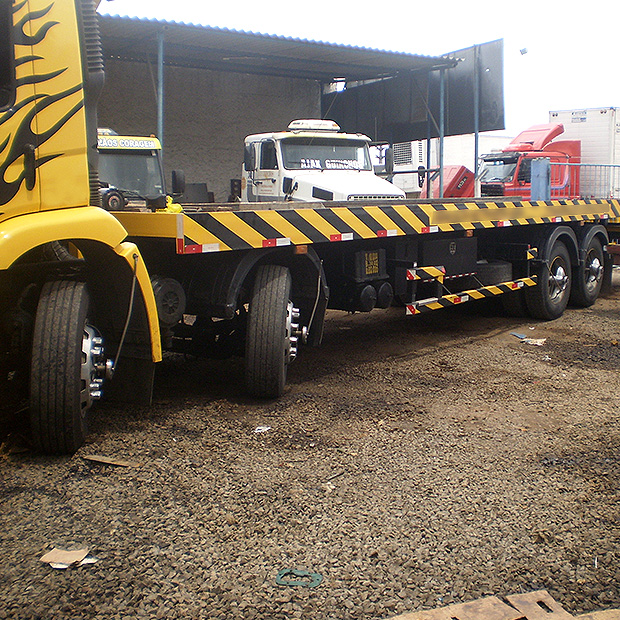 Plataforma Truckado Amarela 11 metros